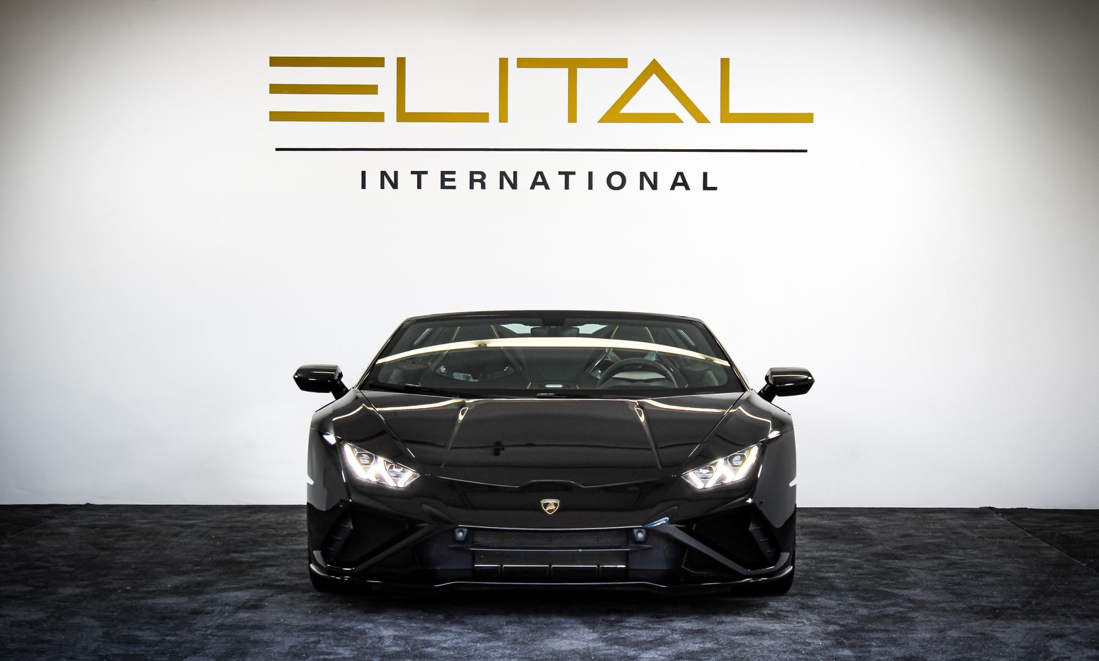 Lamborghini Huracán EVO Spyder - Samsaru's Car Outlet