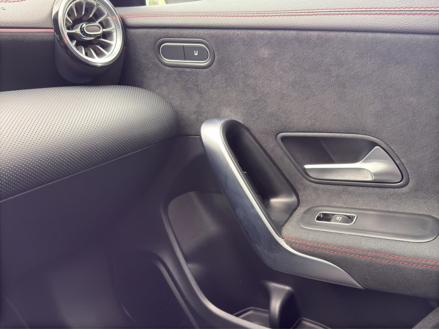 Mercedes-Benz CLA 200 AMG LINE Coupe - Samsaru's Car Outlet