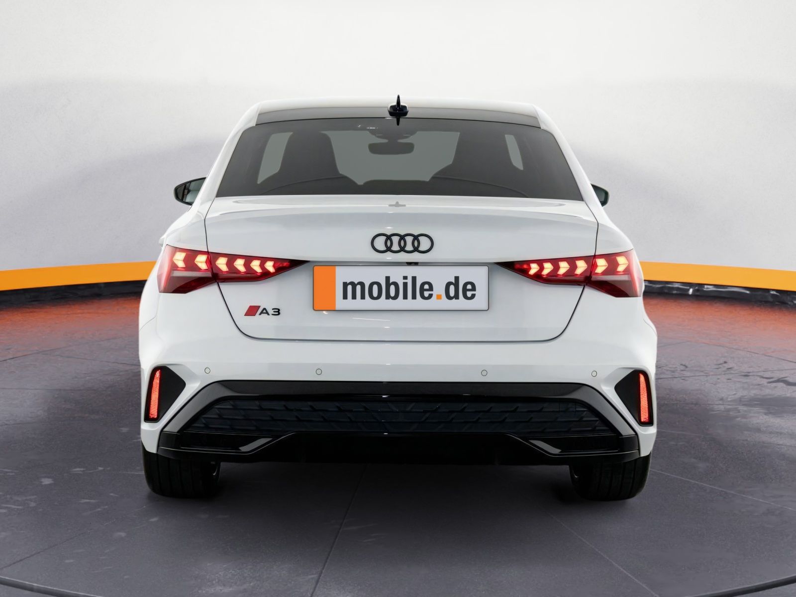 Audi A3 Limousine S line 35 TFSI S tronic - Samsaru's Car Outlet