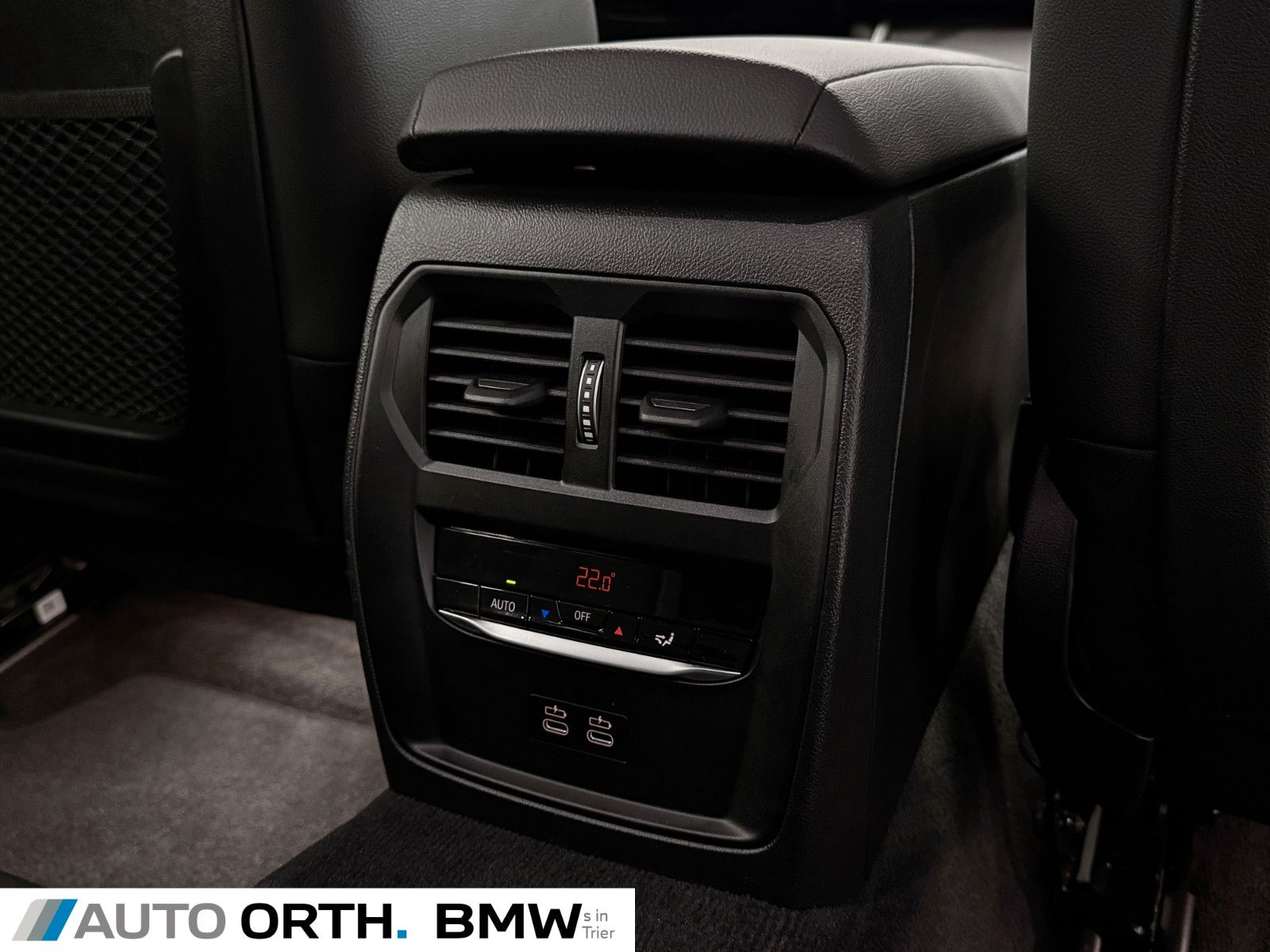 BMW 320d xDrive Touring M-SPORT-PRO HUD ST-HZG AHK