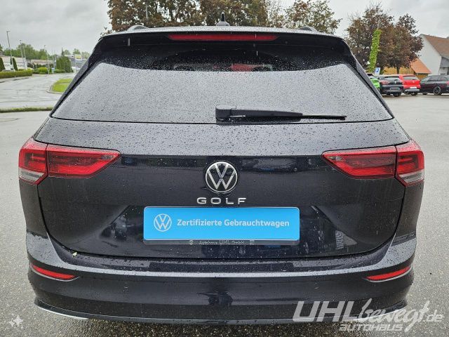 Volkswagen Golf VIII Variant R-Line 1.5 TSI - Samsaru's Car Outlet