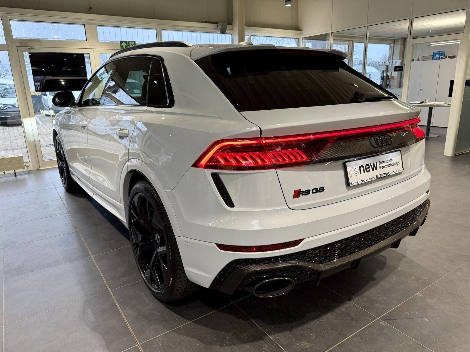 Audi RSQ8 Carbon Pak.+Standheiz 305 km/h+Keramik+B&O