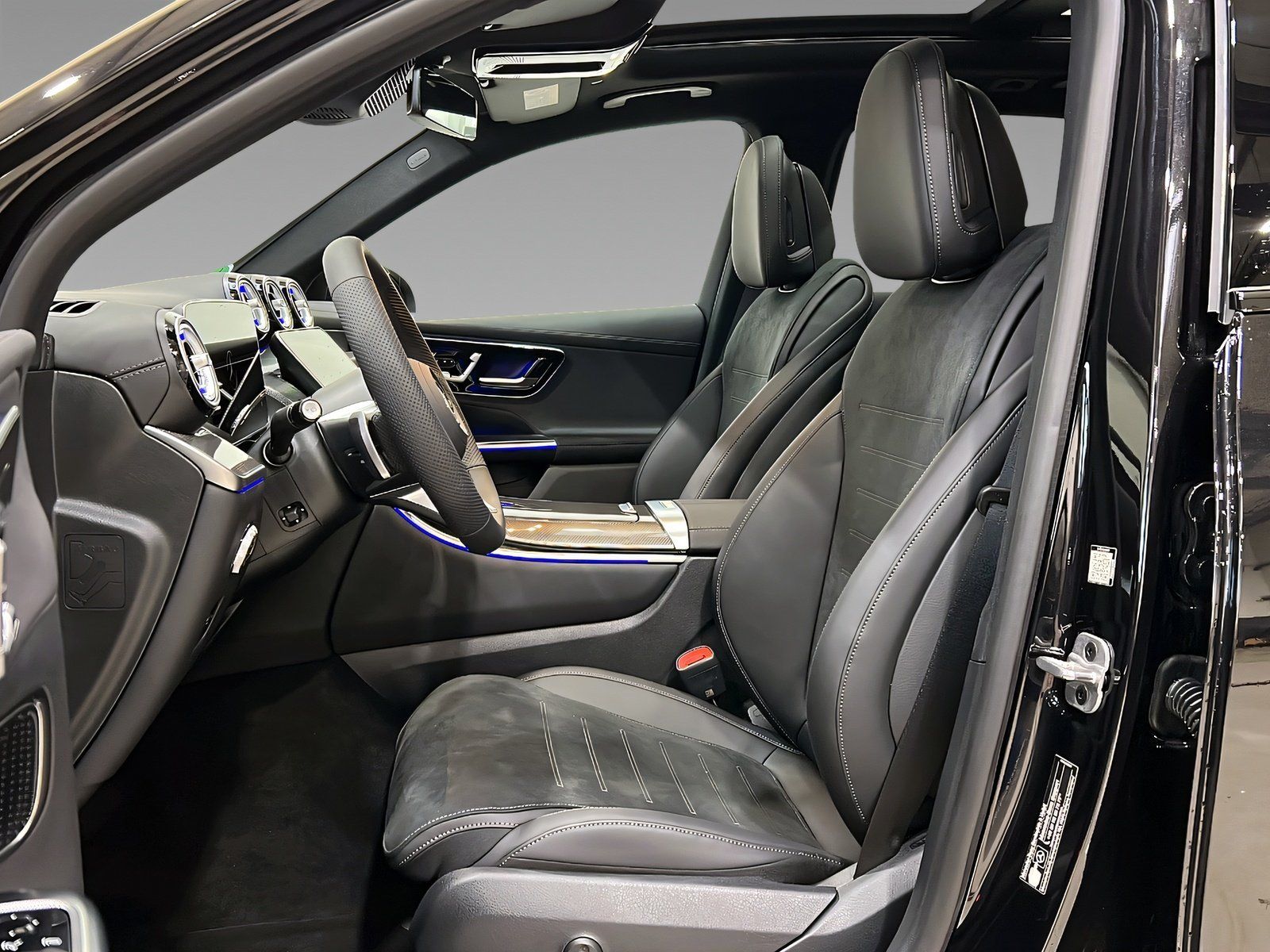 Mercedes-Benz GLC 220 d 4M AMG+DISTRO+NIGHT+Memo+Pano+AHK+360°