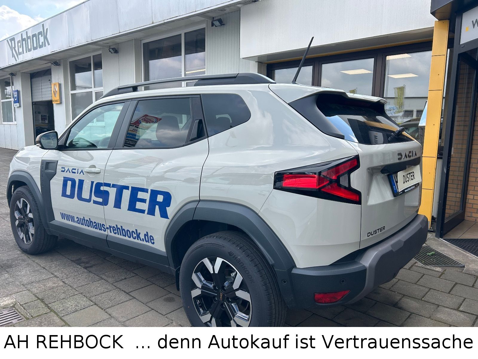 Dacia Duster III TCe 130 Extreme - Samsaru's Car Outlet