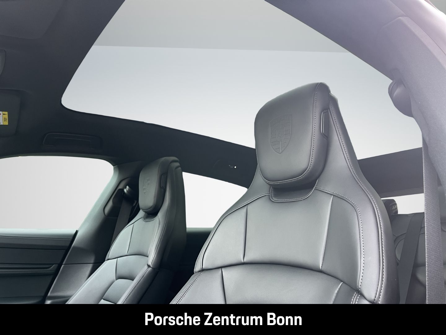 Porsche Taycan 4 Cross Turismo Surround-View LED-Matrix