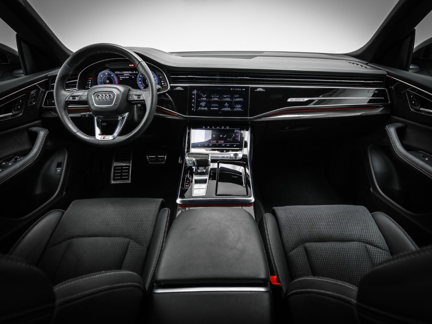 Audi Q8 50 TDI S line competition plus Pano AHK