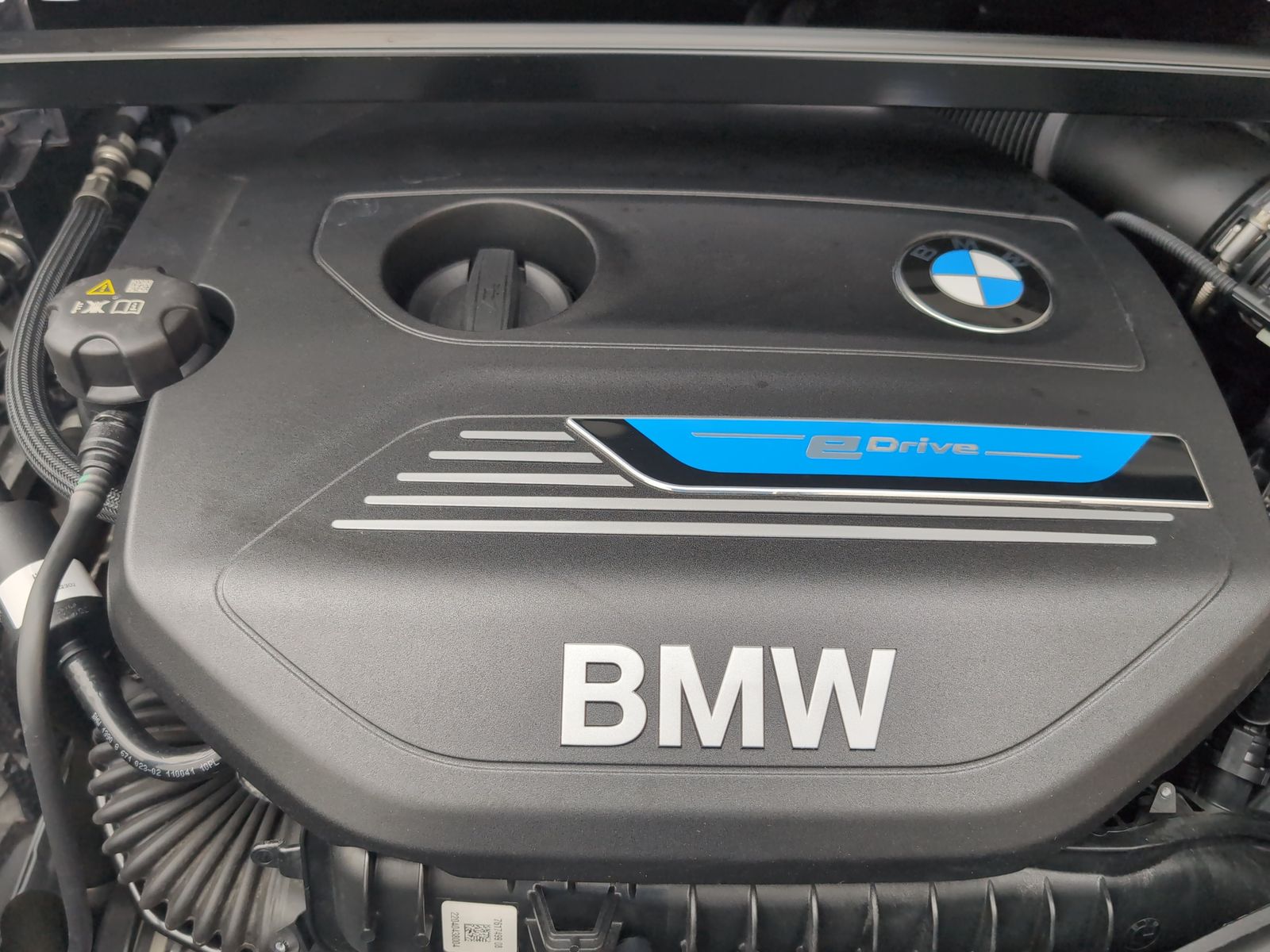 BMW X1 xDrive25e - Samsaru's Car Outlet
