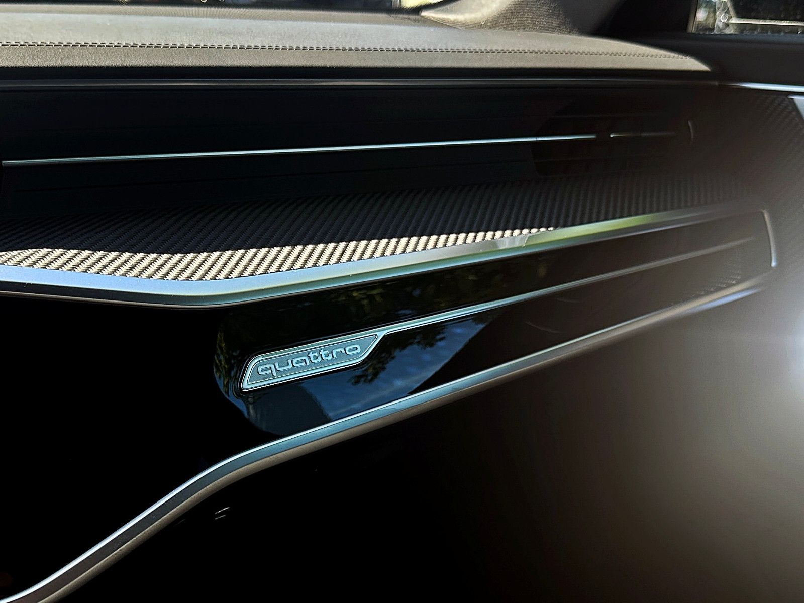 Audi RS6 Avant performance BLACK HUD LASER 360°STHZG