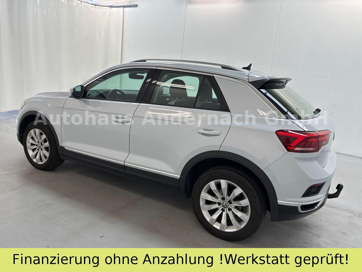 Volkswagen T-Roc Sport - Samsaru's Car Outlet