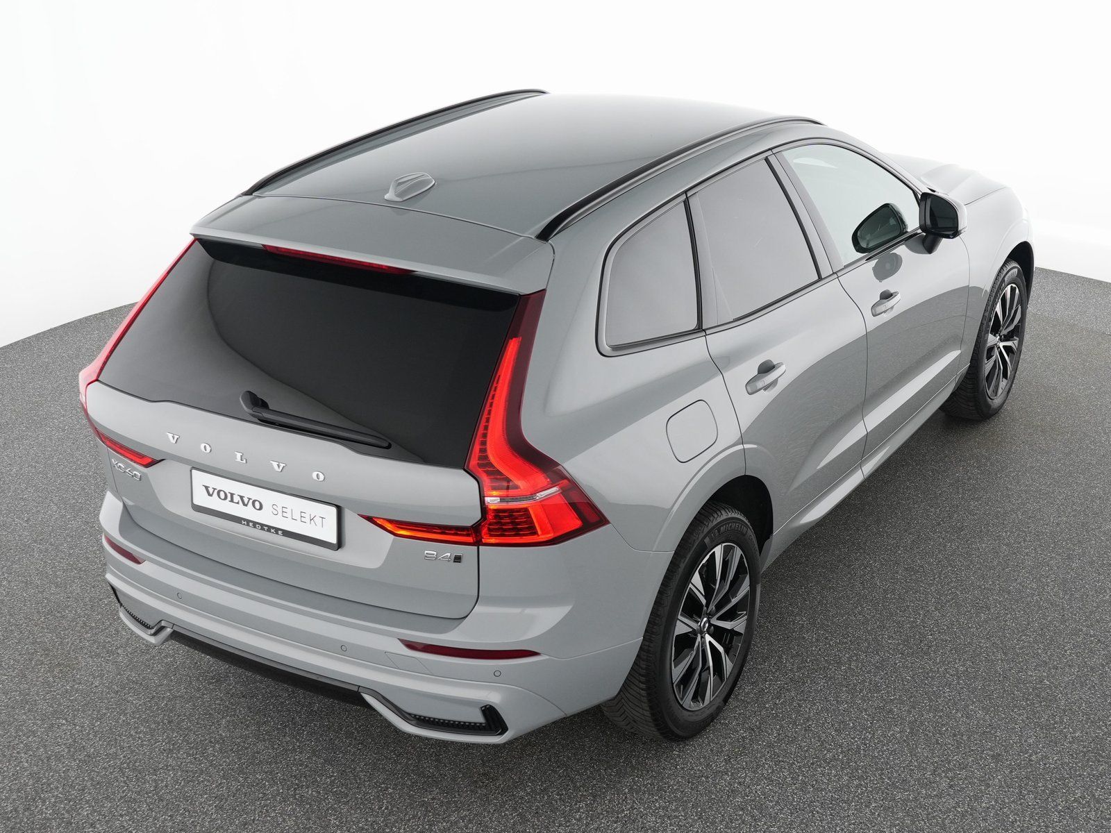 Volvo XC60 B4 AWD Geartronic Plus Dark ACC*BLIS*LEDER