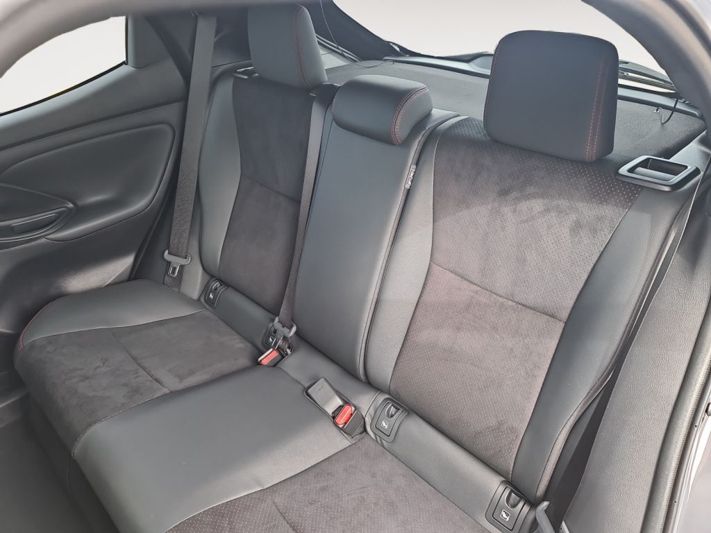 Toyota Yaris Hybrid 130 1.5 GR SPORT