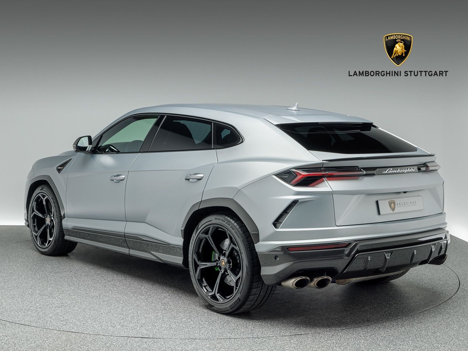 Lamborghini Urus - Samsaru's Car Outlet