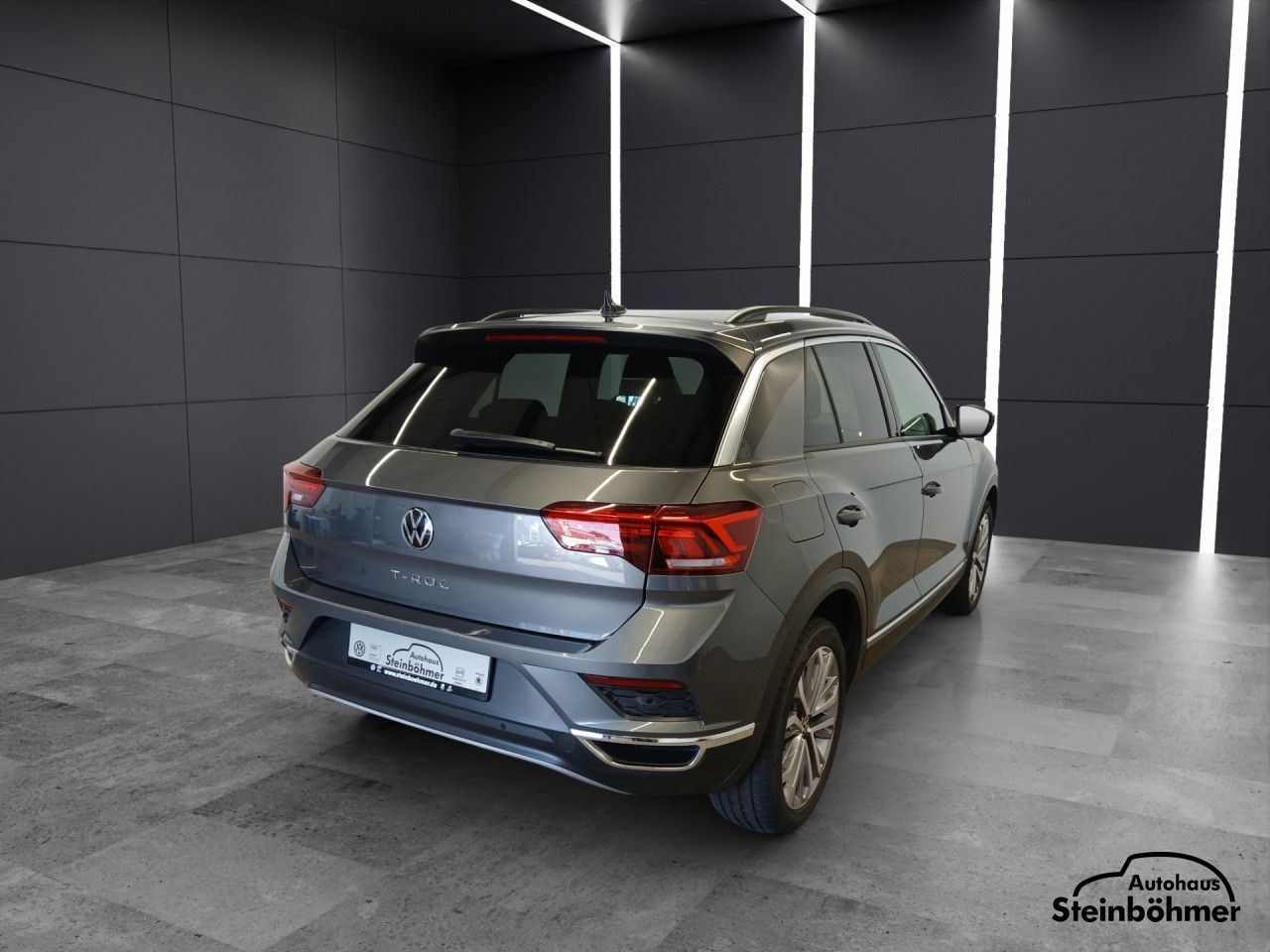 Volkswagen T-ROC Sport 1.5TSI DSG - Samsaru's Car Outlet