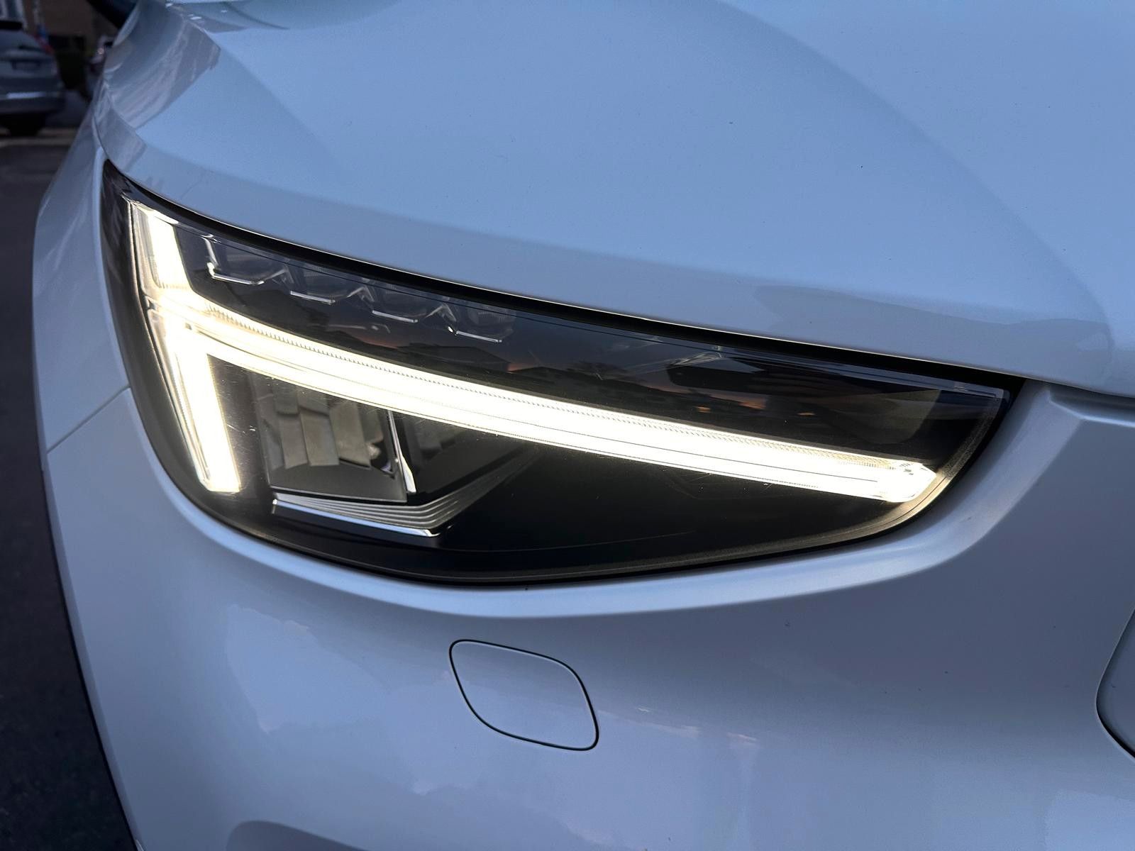 Volvo XC40 Twin AWD Ultimate AHK,Pano,360°,BLIS,ACC