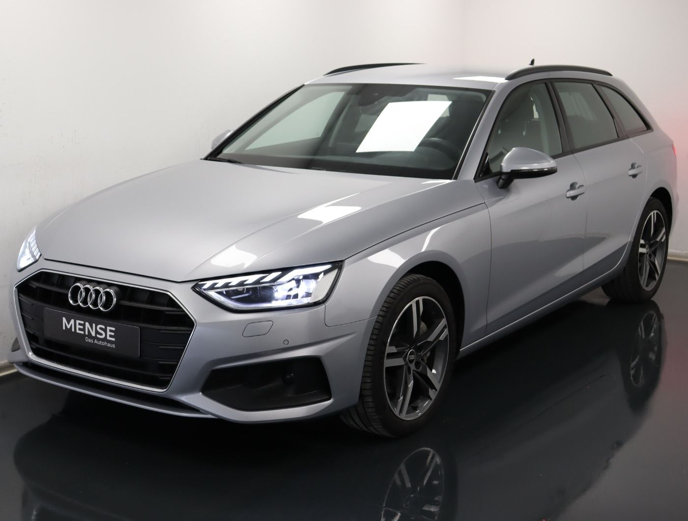 Audi A4 Avant 40 TDI S tronic - Samsaru's Car Outlet