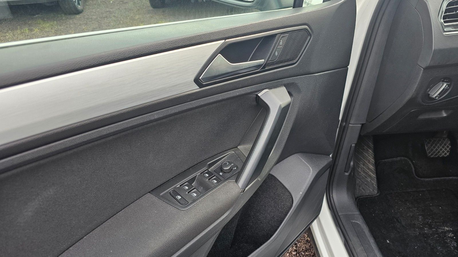 Volkswagen Tiguan Comfortline - Samsaru's Car Outlet