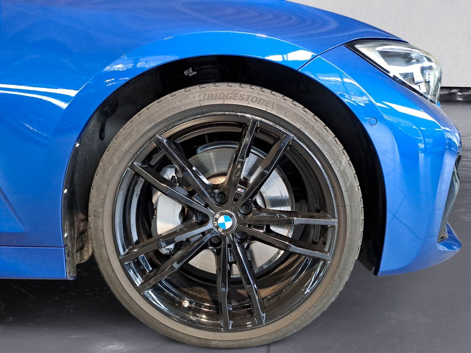 BMW 330i xDrive Touring M Sport - Samsaru's Car Outlet