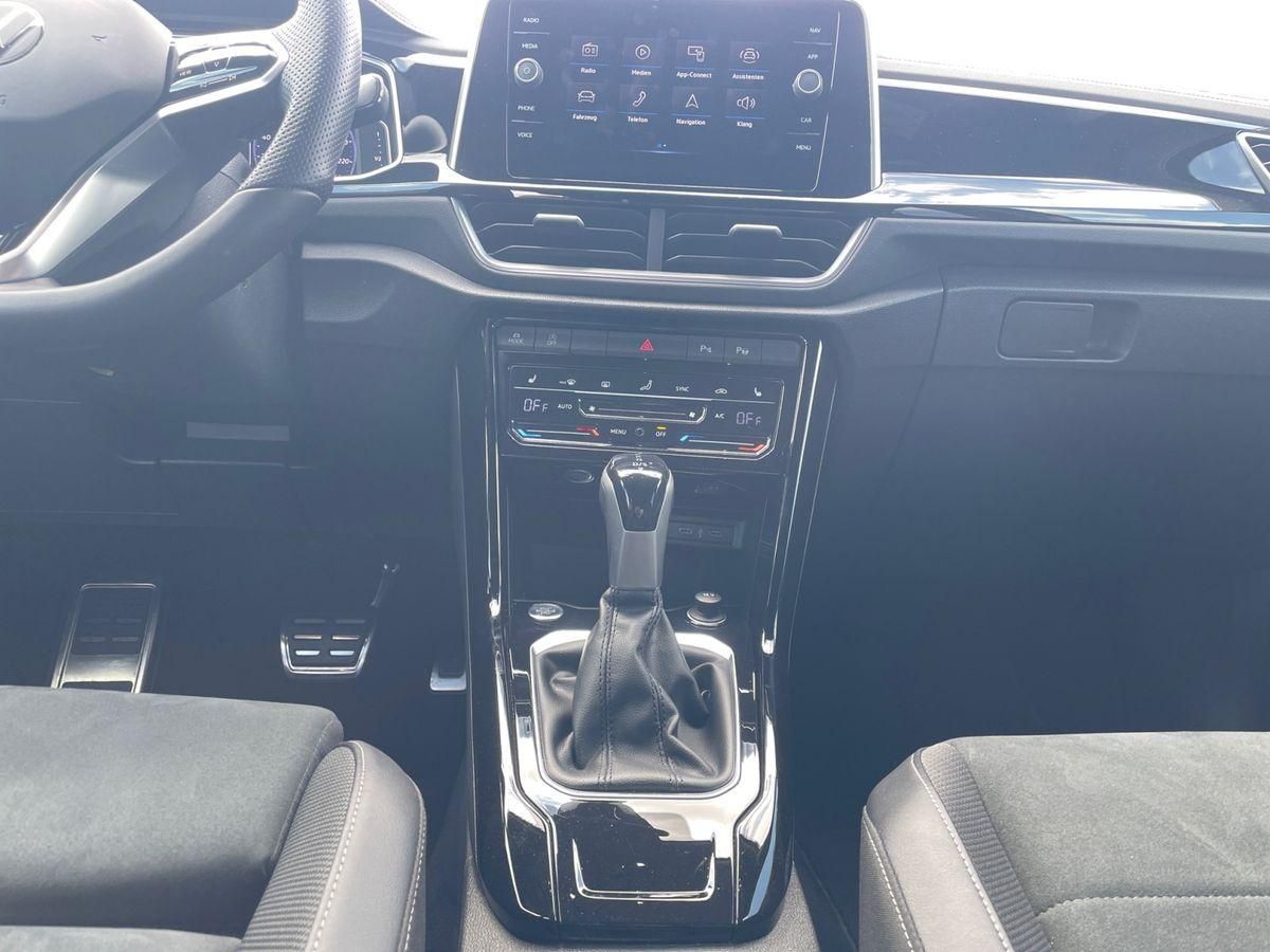 Volkswagen T-Roc 1.5 TSI DSG R-LINE - Samsaru's Car Outlet