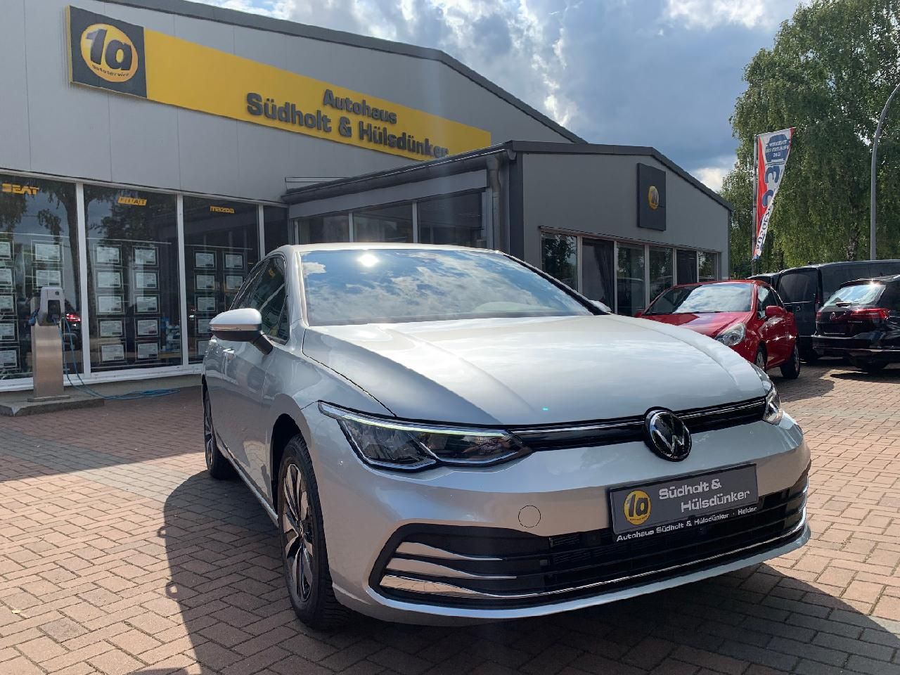 Volkswagen Golf Move - Samsaru's Car Outlet