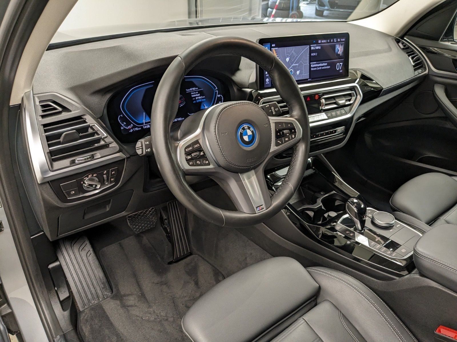 BMW X3 xDrive30e - Samsaru's Car Outlet