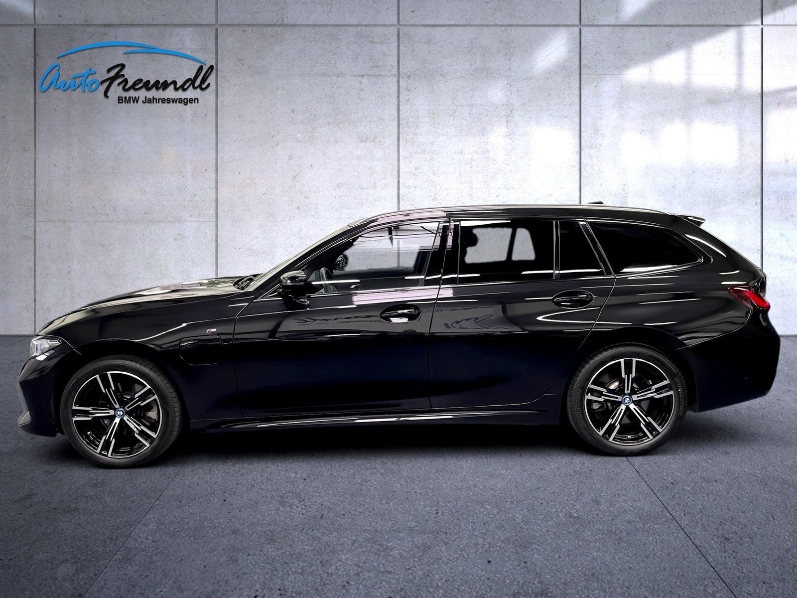 BMW 330e M Sport - Samsaru's Car Outlet