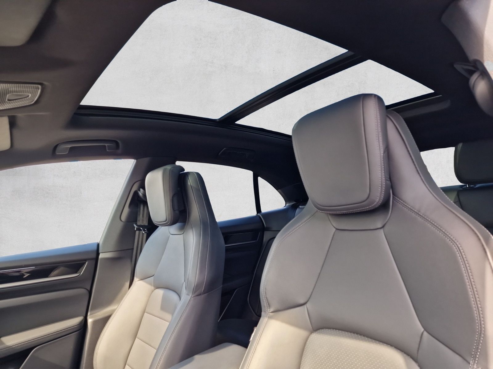 Porsche Macan 4 - Samsaru's Car Outlet