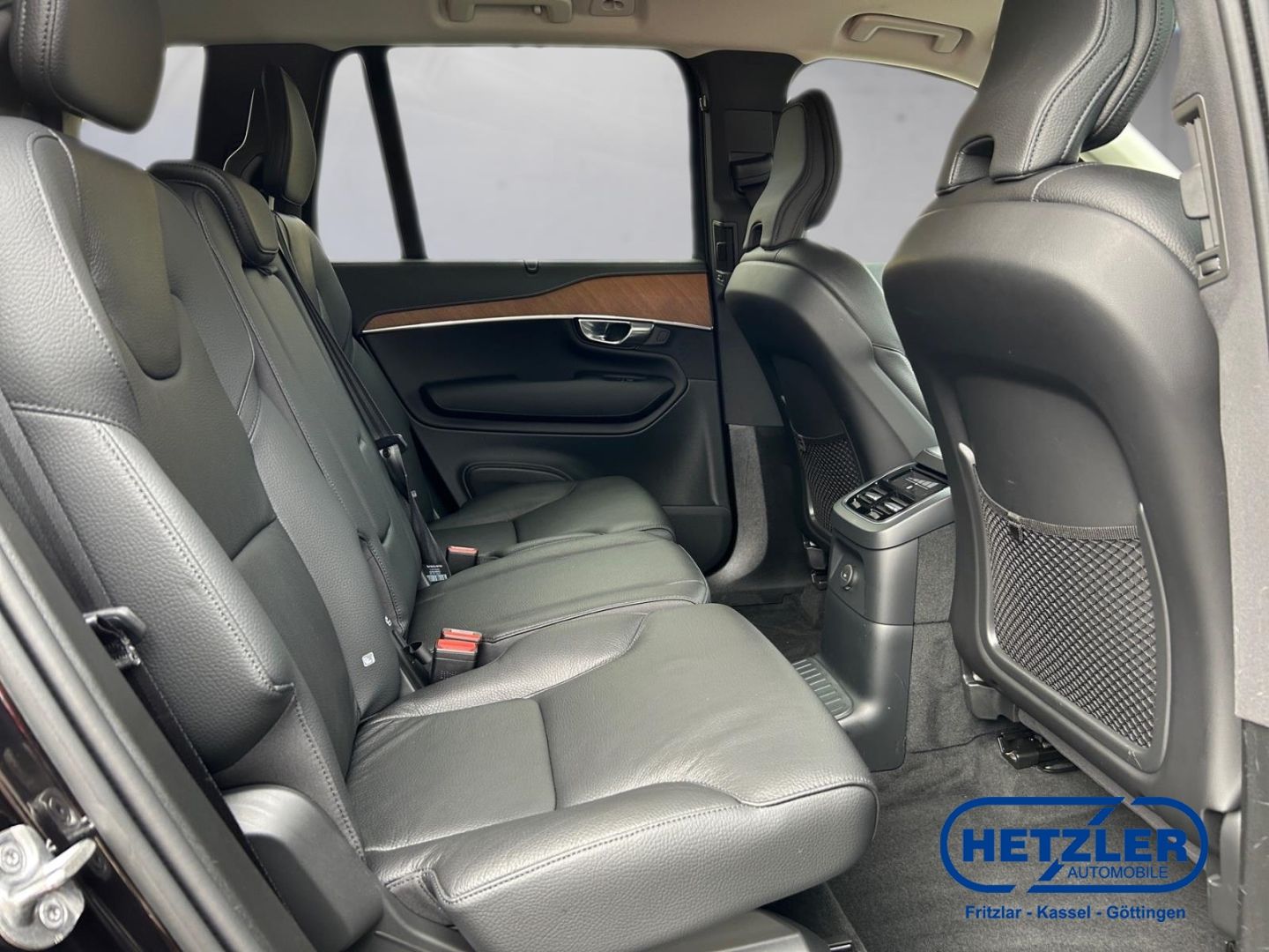 Volvo XC90 Plus Bright Recharge Plug-In Hybrid AWD 7-S