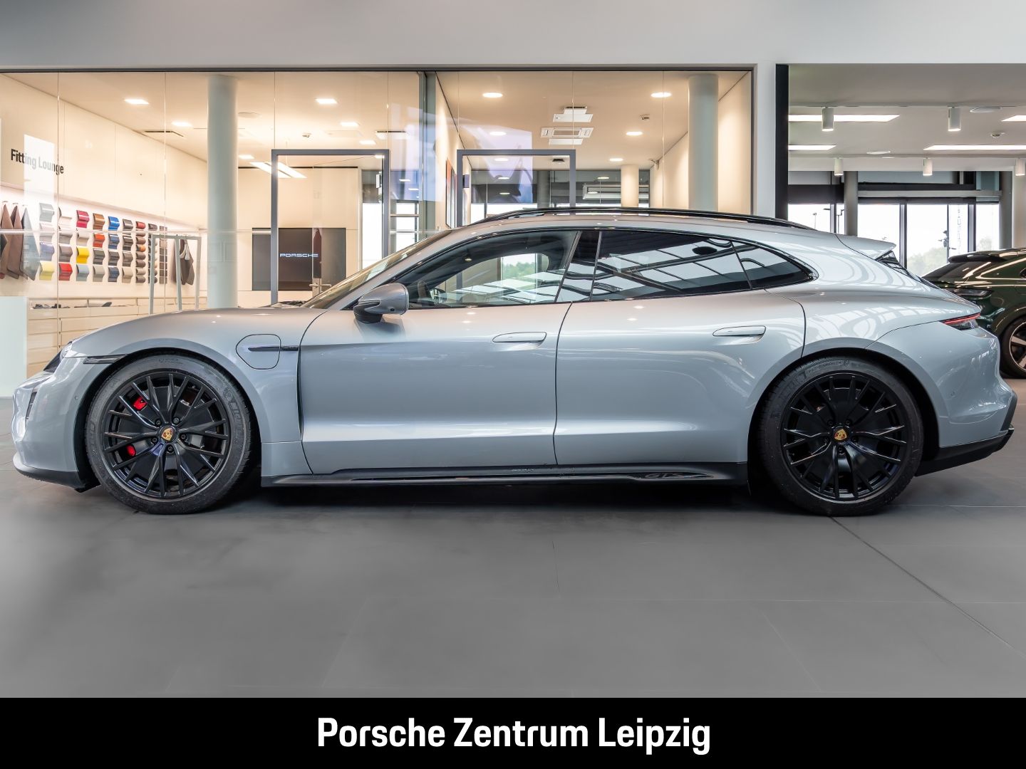 Porsche Taycan GTS Sport Turismo HeadUp InnoDrive Matrix