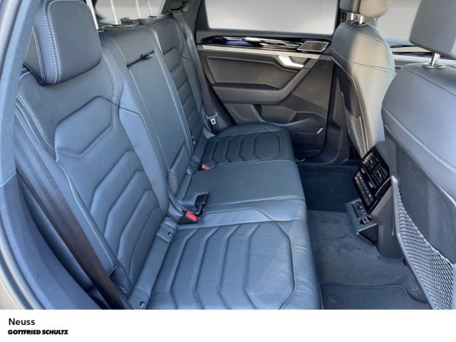 Volkswagen Touareg R-LINE 3.0 TDI DSG NAVI PANO AHK KOMFORT