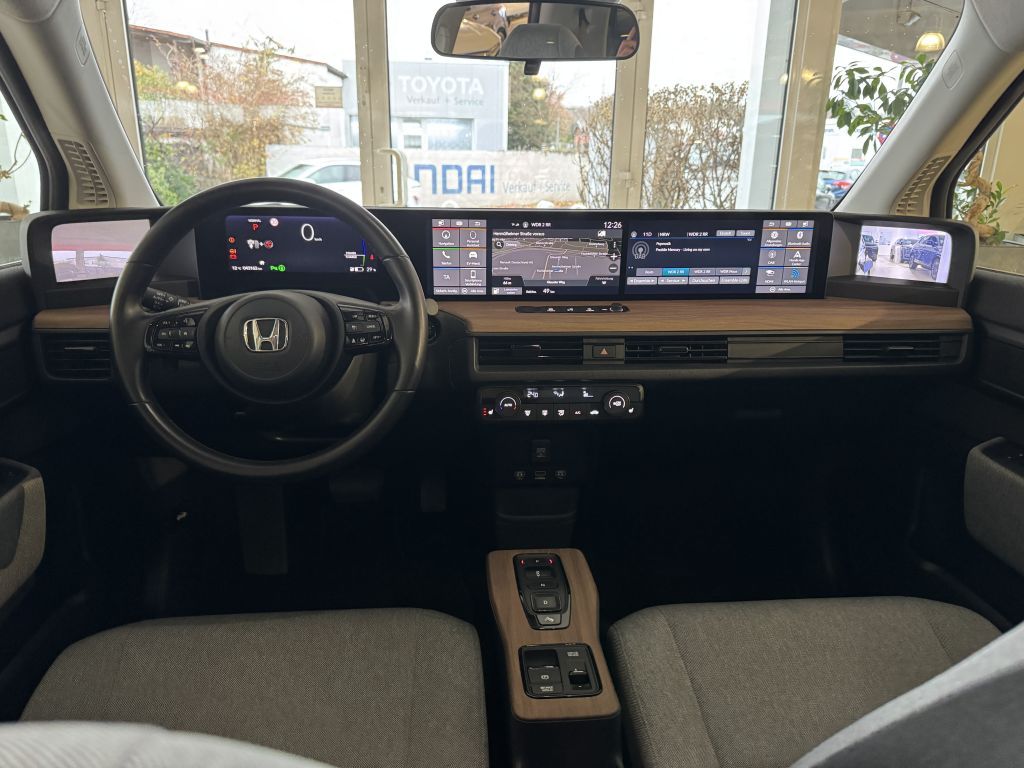 Honda e
