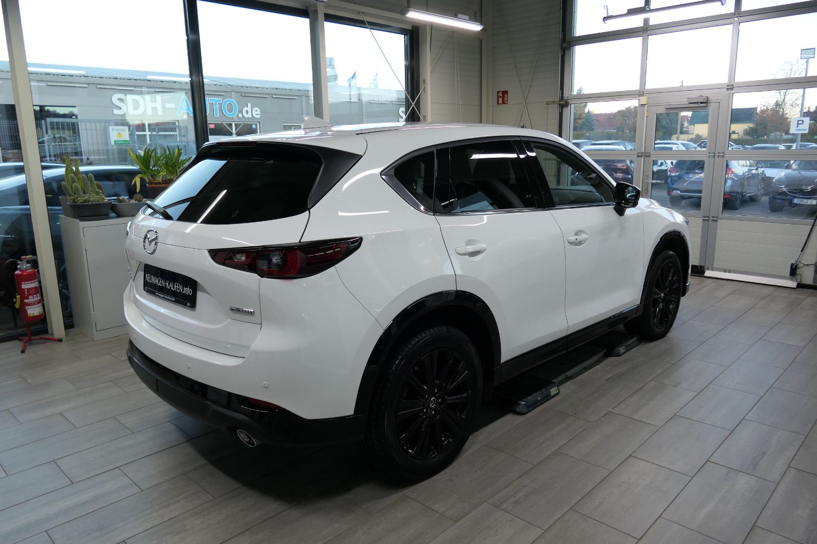 Mazda CX-5 SKYACTIV 184 AWD  HOMURA +Leder +Dach+AHK