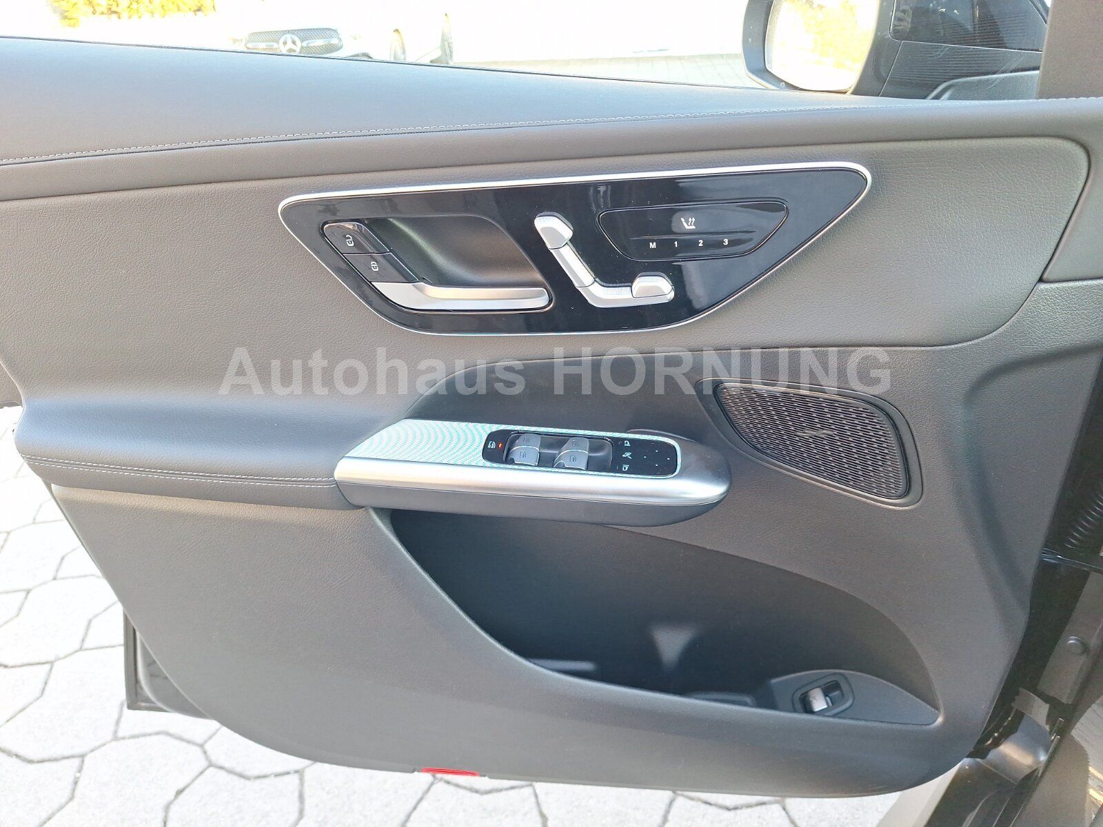 Mercedes-Benz GLC 220d 4M ED AMG AHK MEMO 360 DIGI DISTR NIGHT
