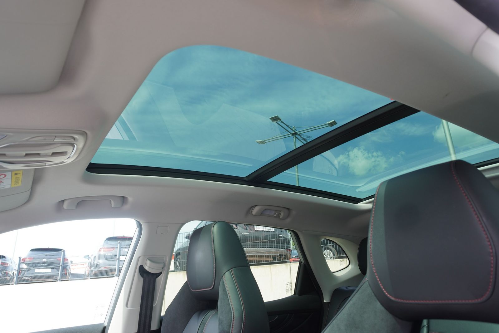 MG HS 1.5 T-GDI Luxury Aut. LED Navi Pano 360°