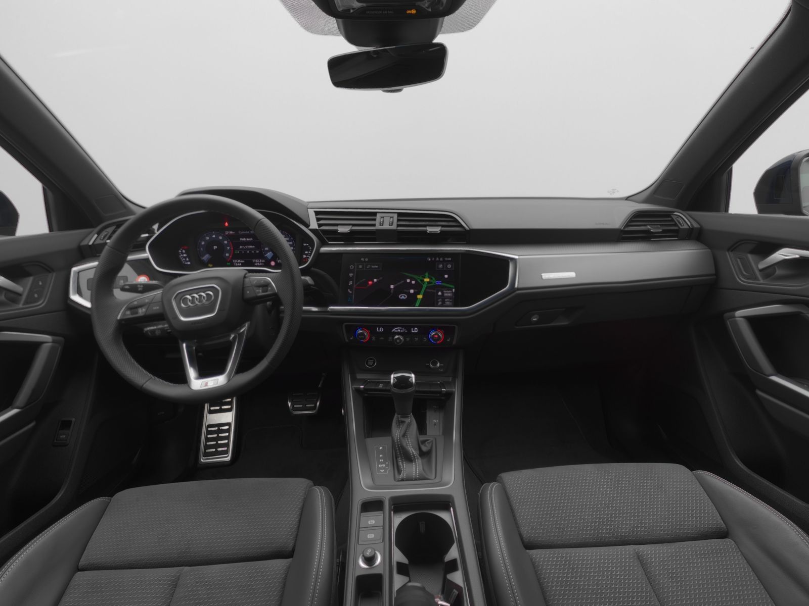 Audi Q3 40 TFSI quattro S line - Samsaru's Car Outlet