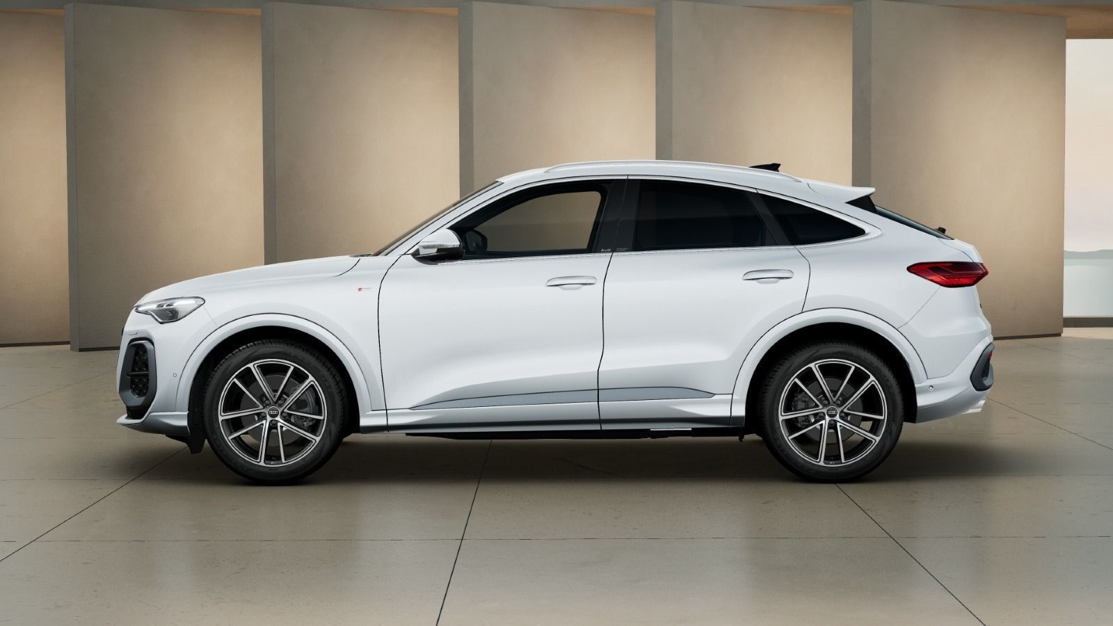 Audi Q5 Sportback S line 2.0TDI quattro - Samsaru's Car Outlet