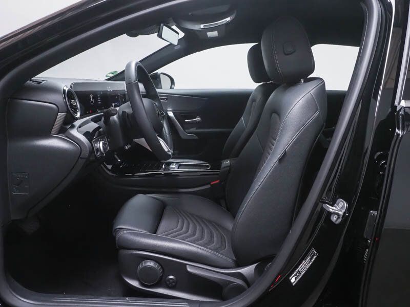 Mercedes-Benz A 180 PROGRESSIVE - Samsaru's Car Outlet