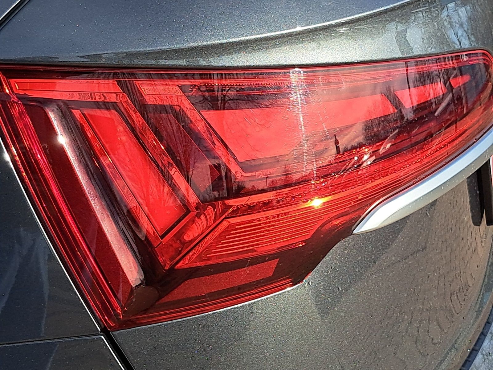 Audi Q5 S line 40 TDI quattro S tronic AHK PANO HEAD