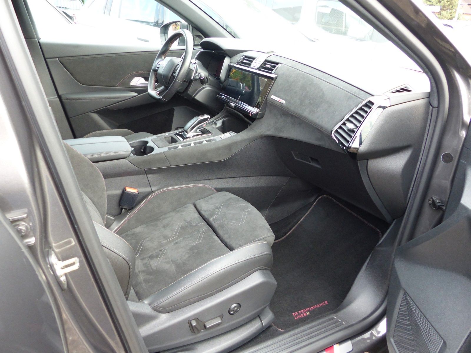DS Automobiles DS7 Crossback E-Tense 4x4 Performance Line +