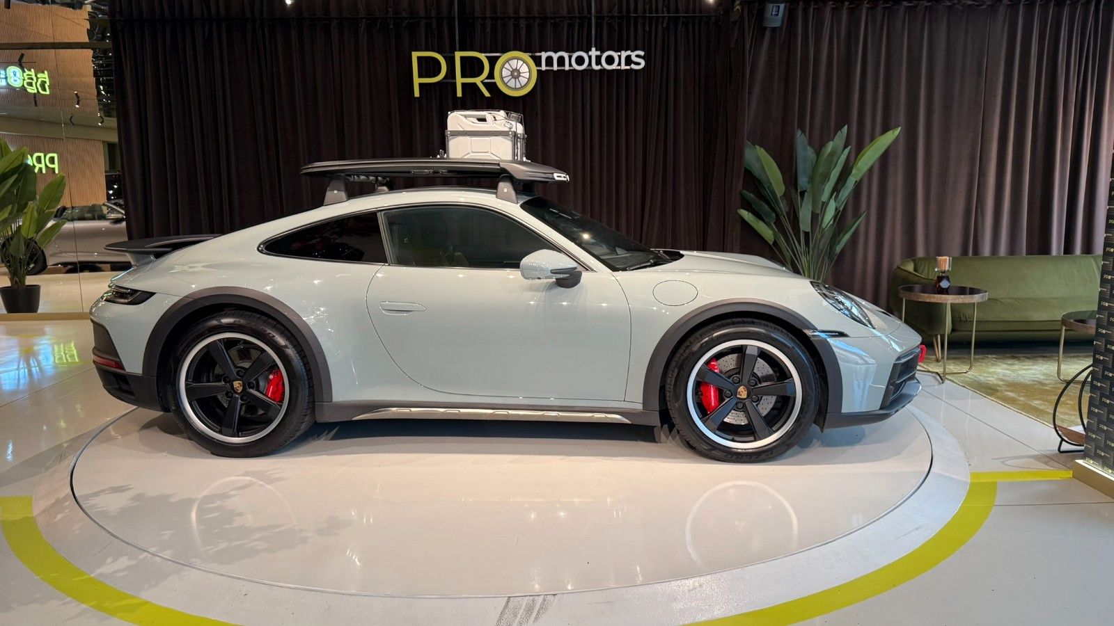 Porsche 911 Dakar