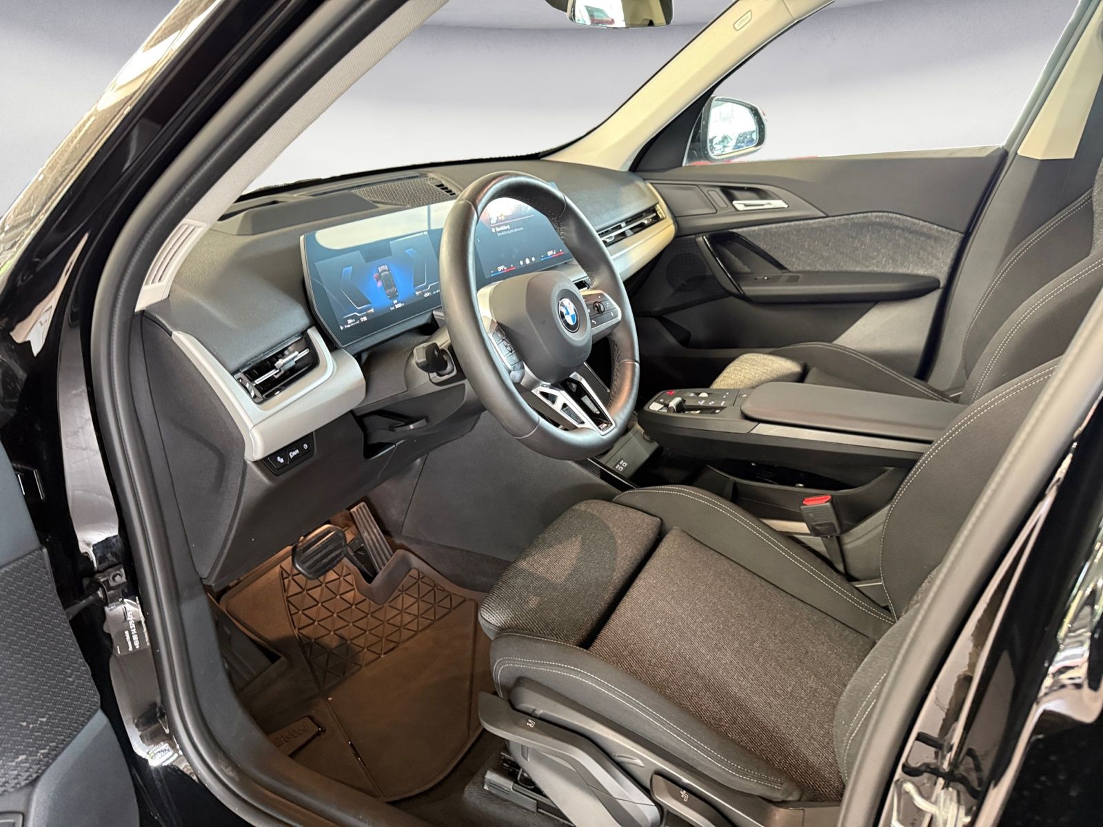 BMW X1 xDrive20d - Samsaru's Car Outlet