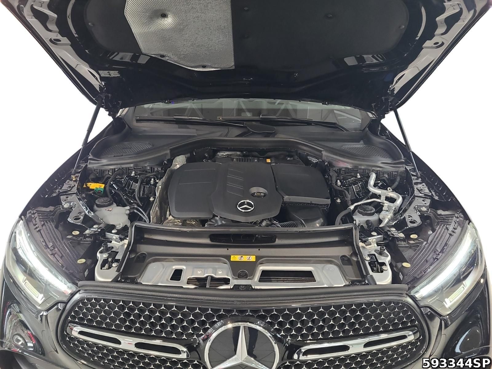 Mercedes-Benz GLC 300 de 4M AMG  Night Pano AHK Memory 20LM .