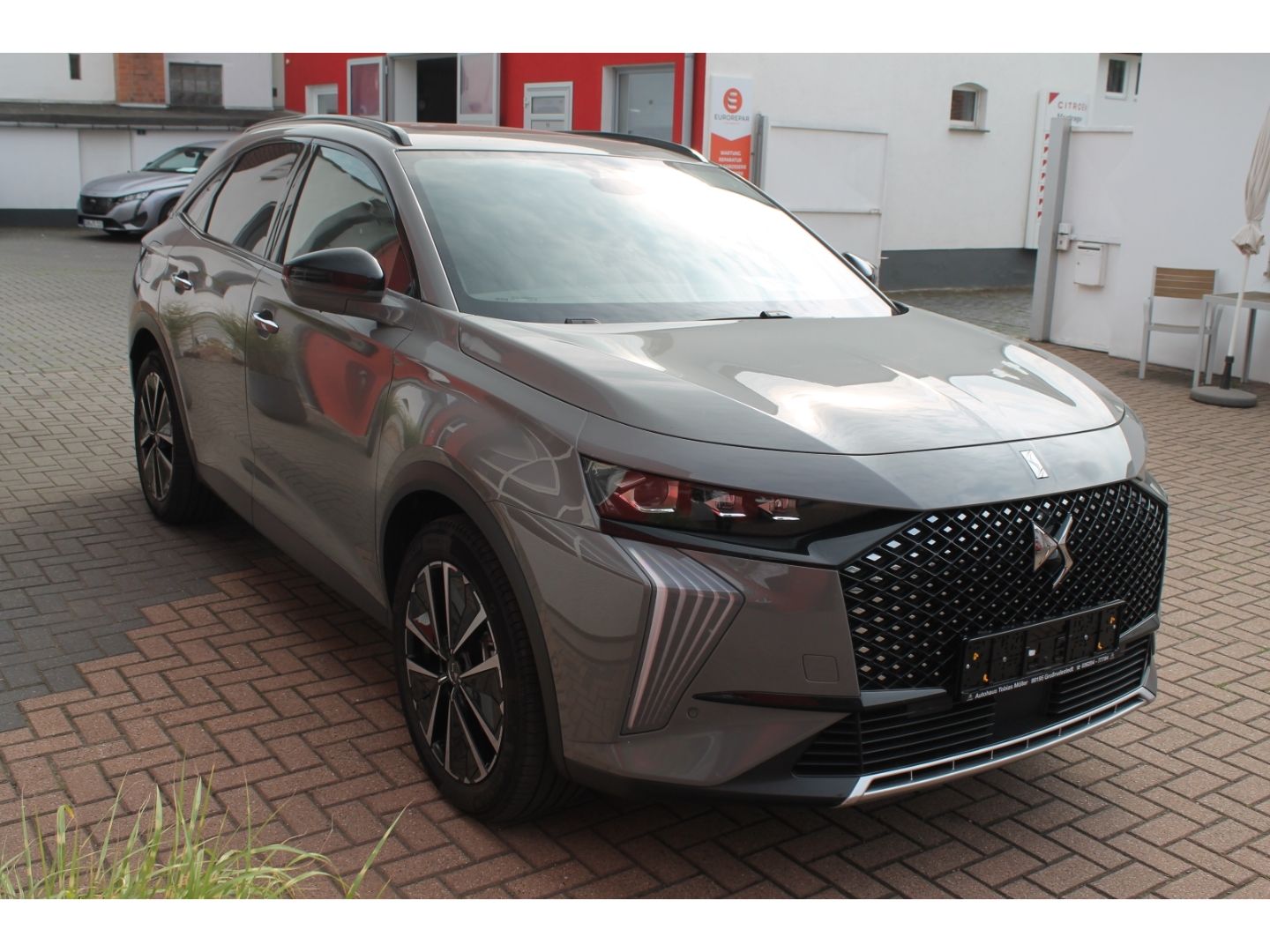 DS Automobiles DS7 E-Tense225 Opera Hybrid Pano AHK Leder Matri