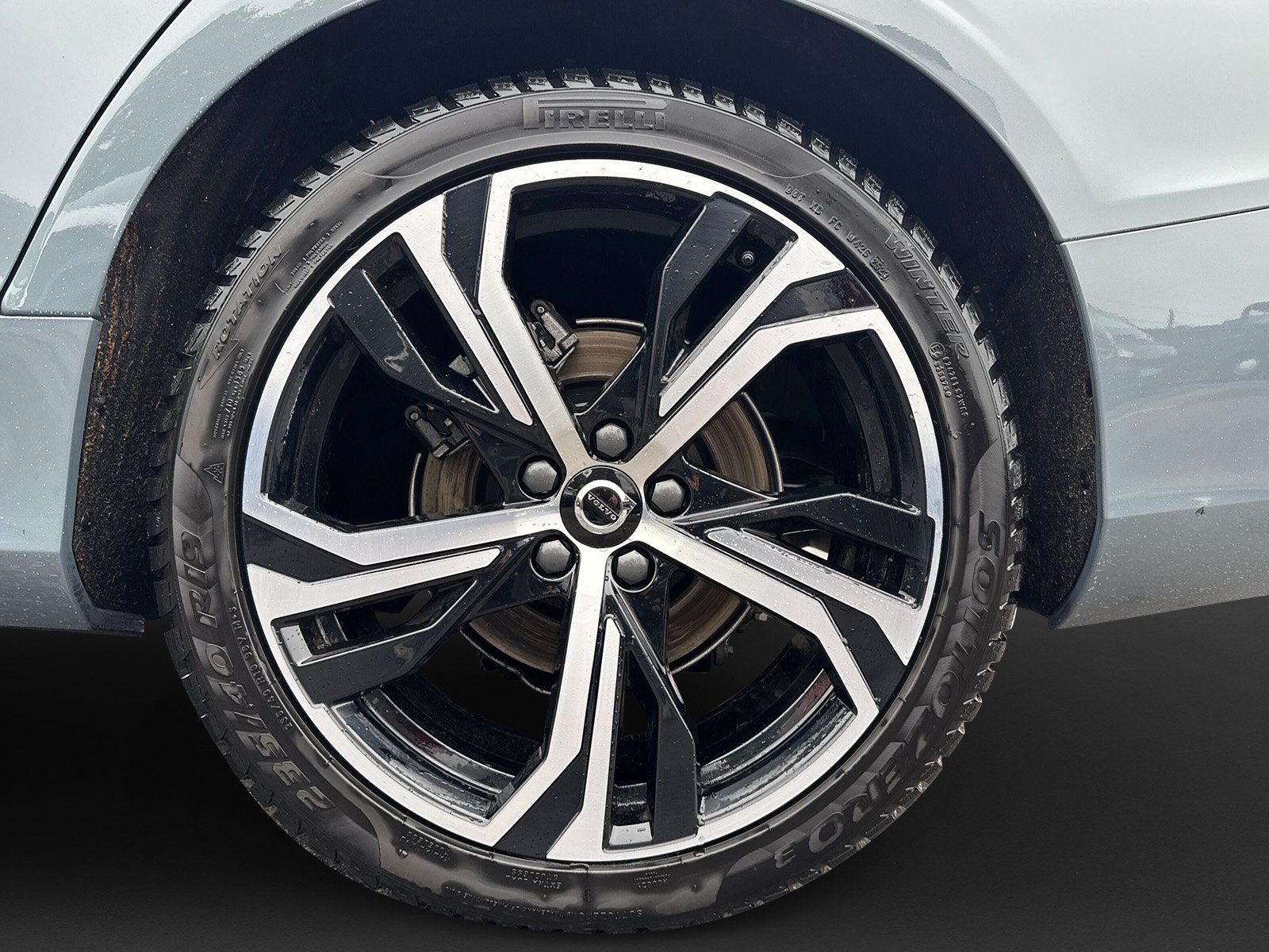 Volvo S60 B4 Benzin MHEV Plus Dark *PANO+Standheiz*