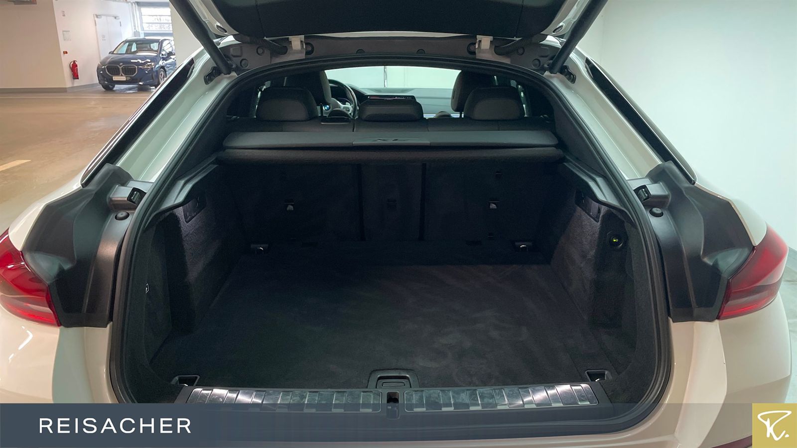 BMW X6 xDrive40d A M-Sport,AHK,DAProf,Leder,Autom