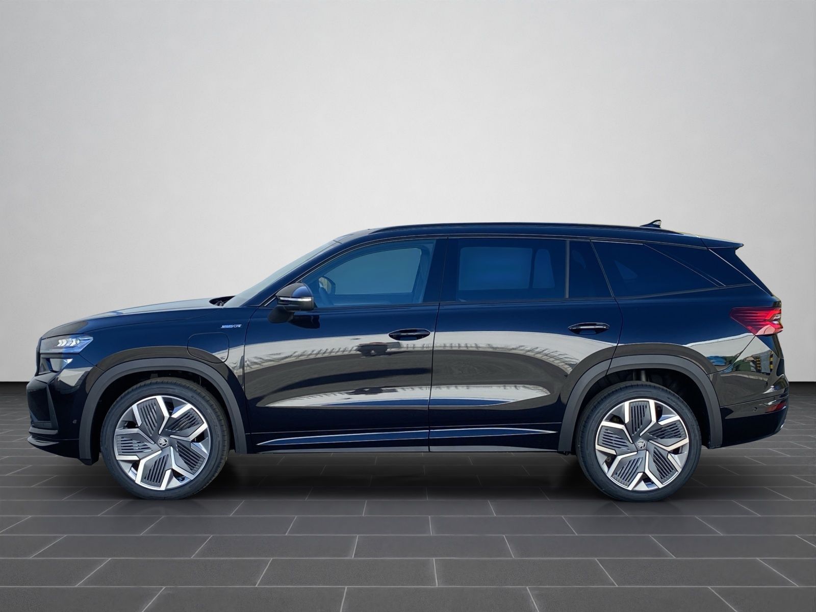 Skoda Kodiaq Sportline 1,5 TSI iV DSG AHK/ Pano/ Infot
