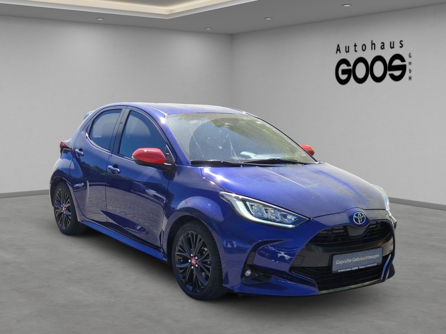 Toyota Yaris Hybrid Tokyo Pop-Out HUD Navi Soundsystem