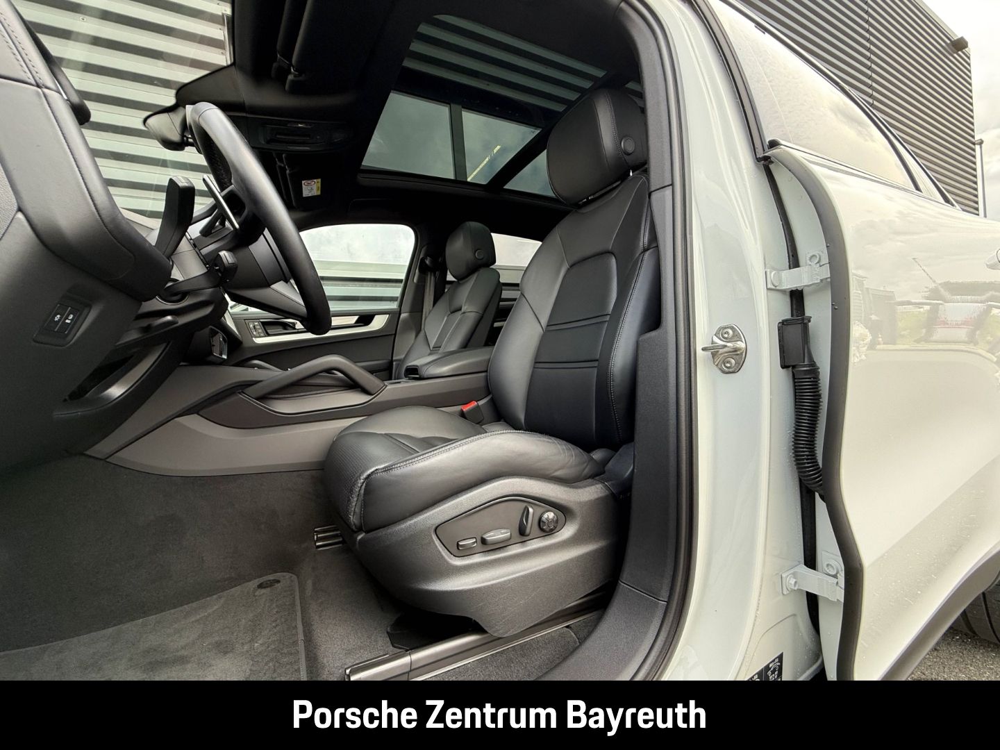 Porsche Cayenne E-Hybrid*Luftfed*HeadUp*SoftClose*