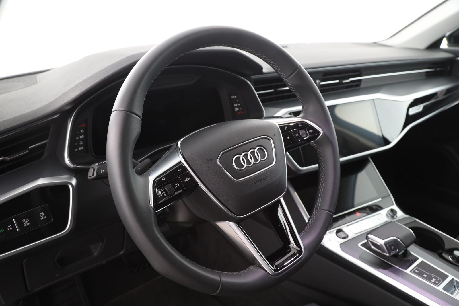 Audi A6 Avant 45 TFSI quattro S tronic S line 8-fach