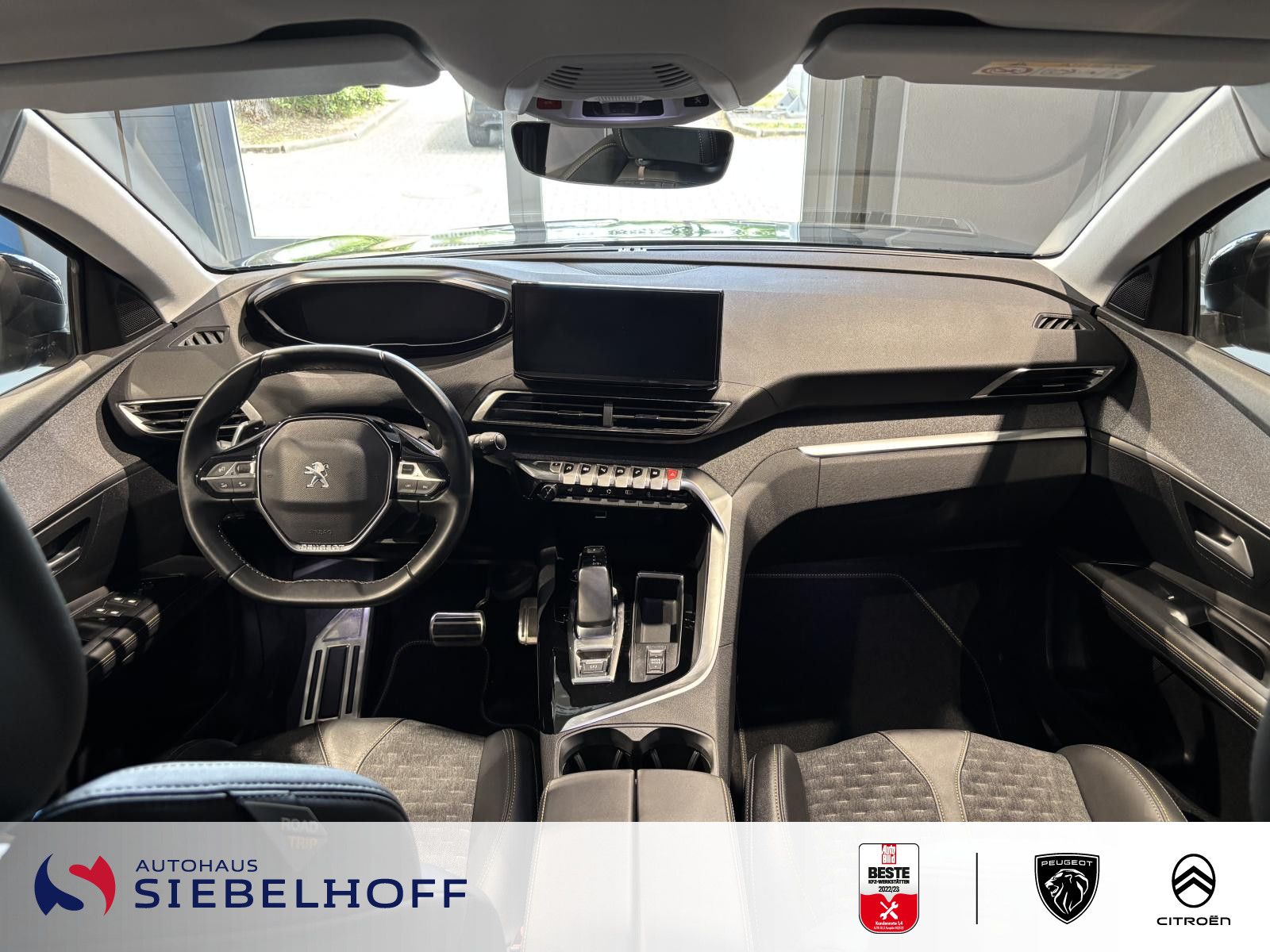 Peugeot 3008 Roadtrip HYBRID 225 e-EAT8
