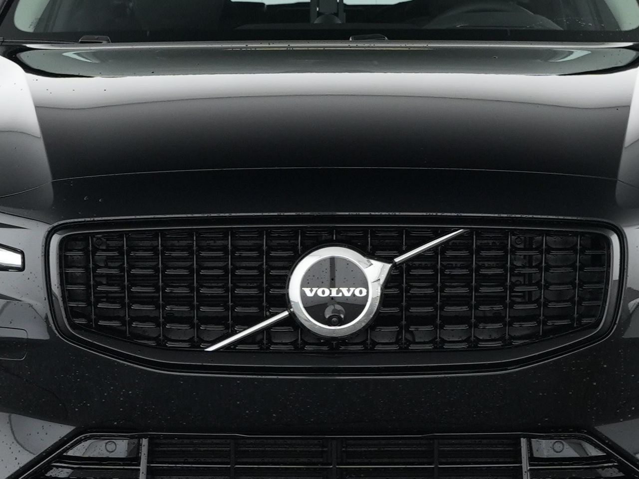 Volvo V60+T8+Recharge+AWD+GT+AHKsemi+Lenkradhzg+R-Kam+